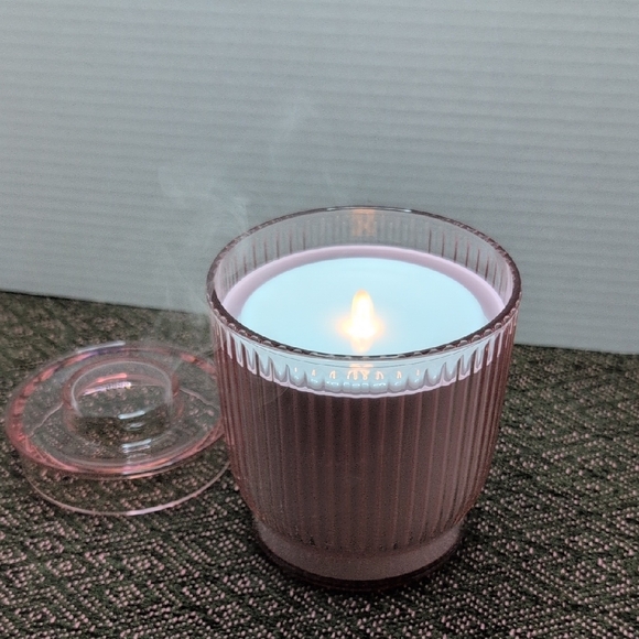 Pink Flameless Candle Diffuser - Picture 8 of 8